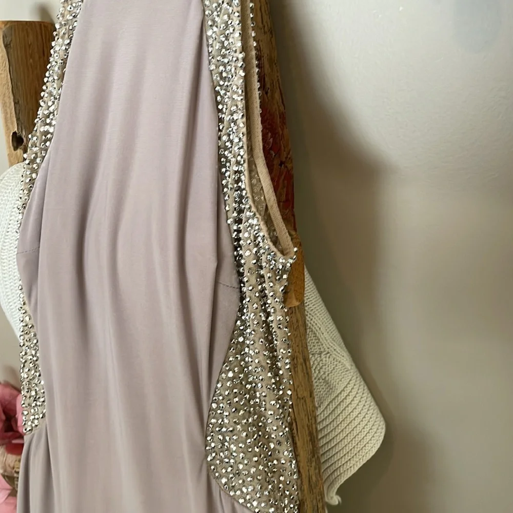 PROM DRESS - Picture 3 of 8